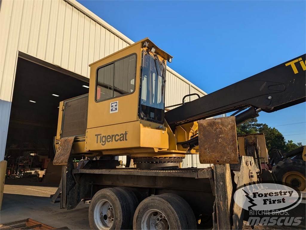 Tigercat 234B Baļķu iekrāvēji