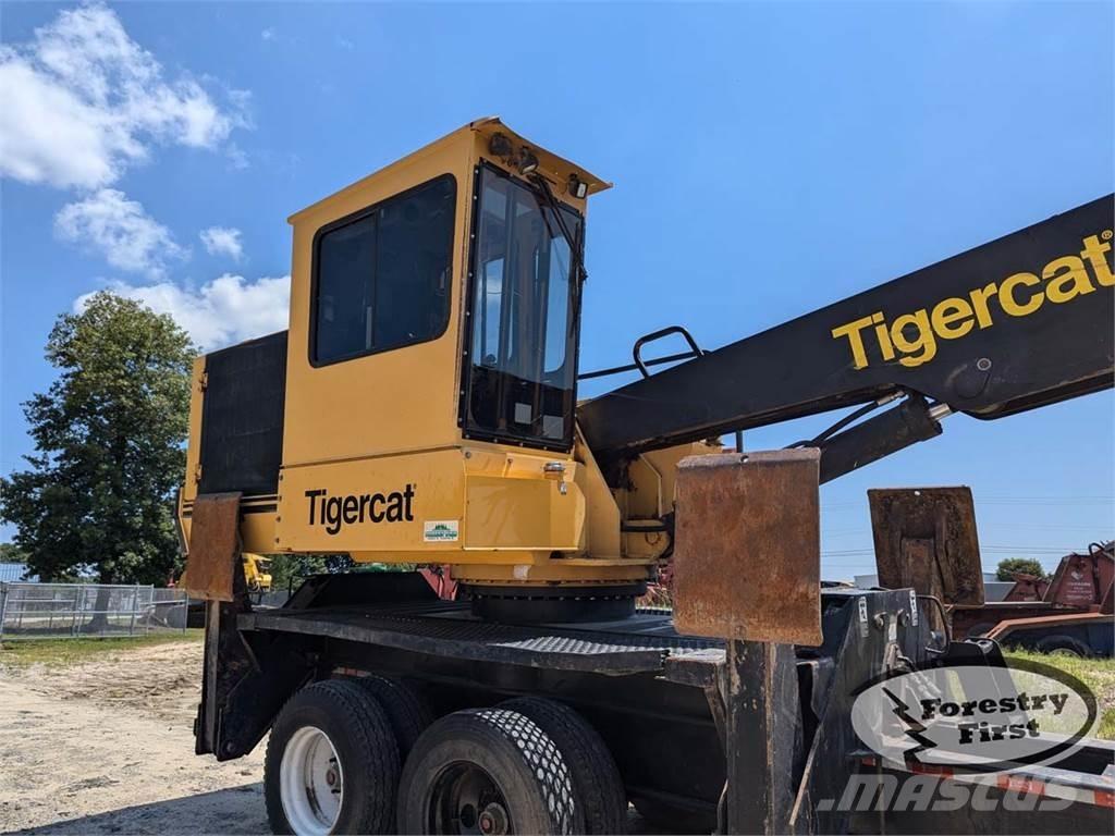 Tigercat 234B Baļķu iekrāvēji