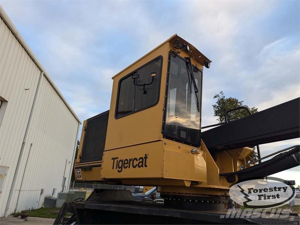 Tigercat 234b Baļķu iekrāvēji