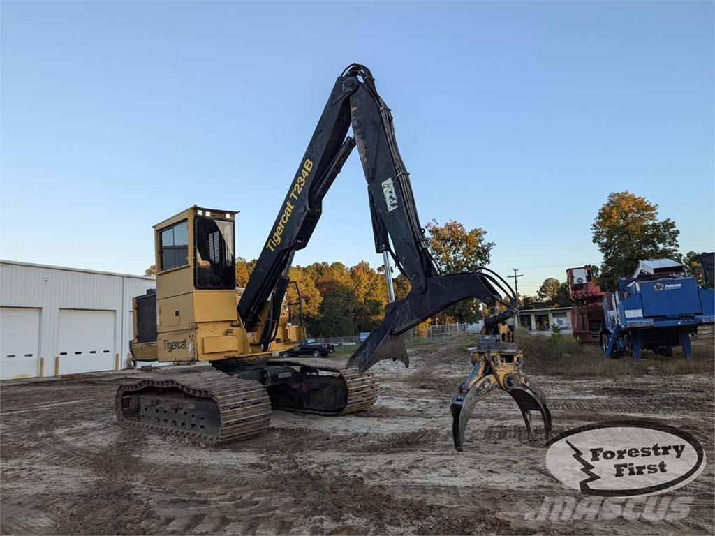 Tigercat T234B Baļķu iekrāvēji
