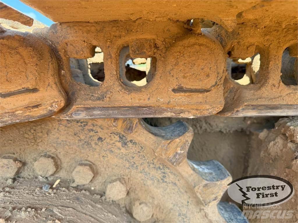 Tigercat T250B Baļķu iekrāvēji