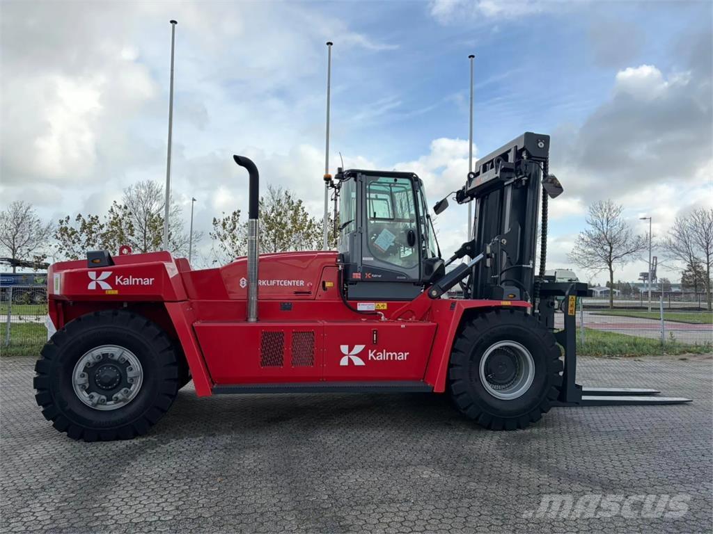 Kalmar DCG330-12 Tehnika ar dīzeļa dzinēju