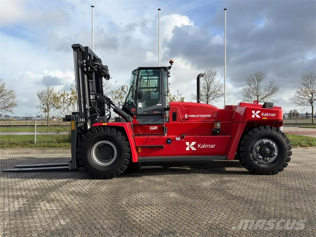 Kalmar DCG330-12 Tehnika ar dīzeļa dzinēju