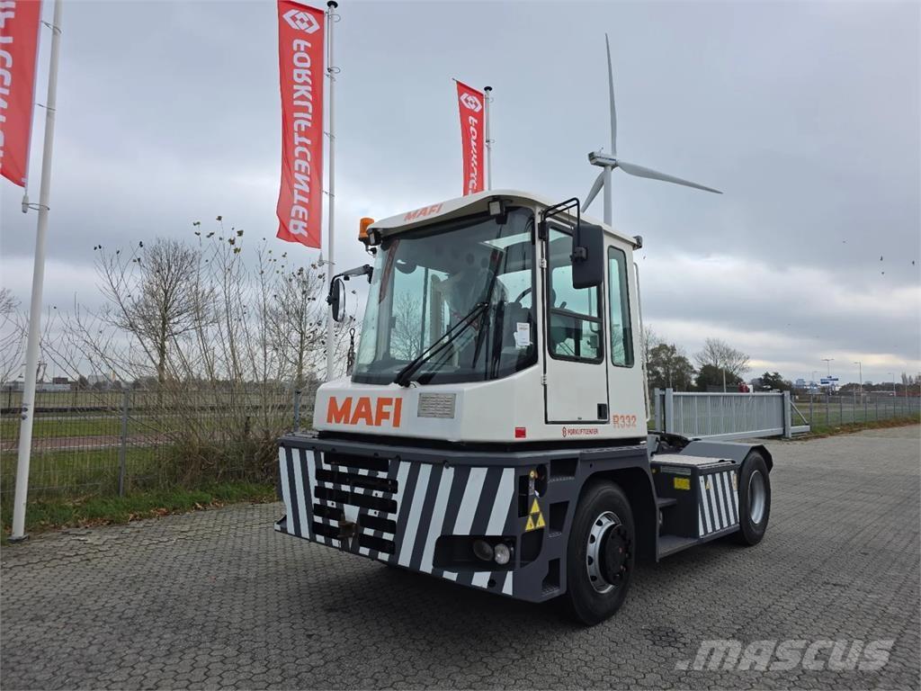 Mafi R332 4x4 Terminālie traktori