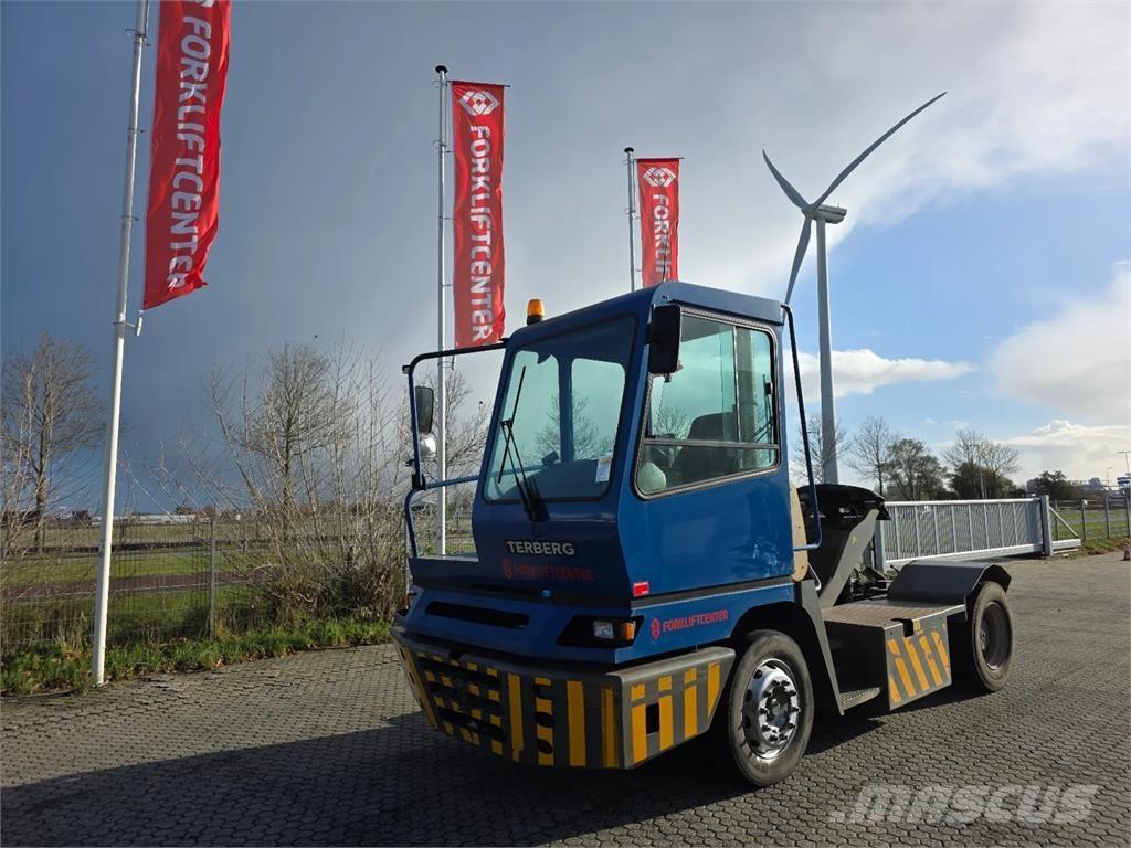 Terberg YT222 Terminālie traktori