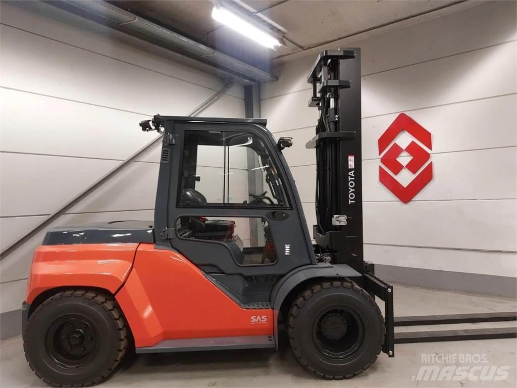 Toyota 8FD70F Tehnika ar dīzeļa dzinēju