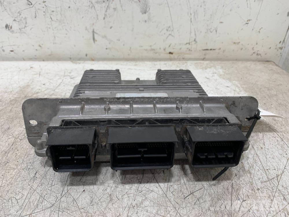 Ford F-550 Kabīnes un interjers