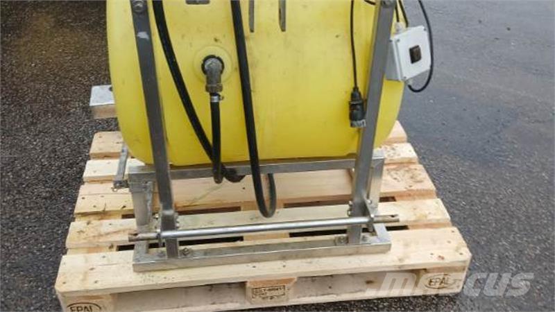  - - - Sprøjte Piekabināmie smidzinātāji(miglotāji)