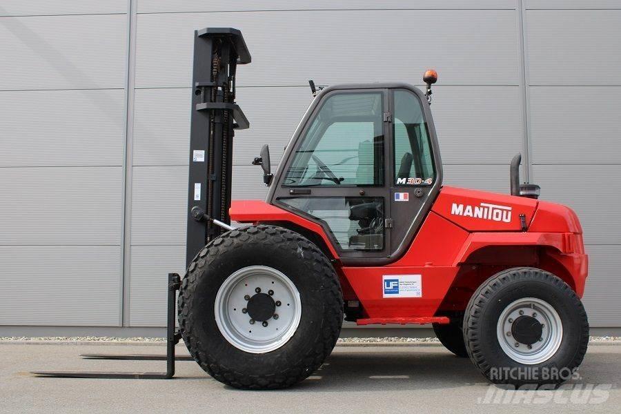 Manitou M 30-4 Apvidus autokrāvējs