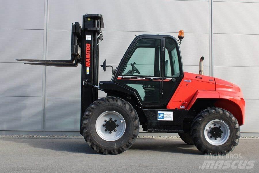Manitou M 50-4 Tehnika ar dīzeļa dzinēju
