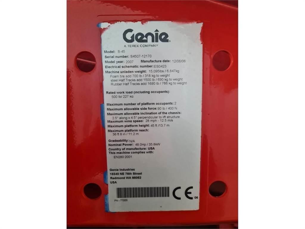 Genie S-45 Teleskopiskie pacēlāji