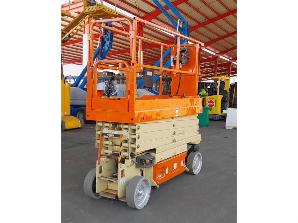 JLG 2632ES Šķerveida pacēlāji