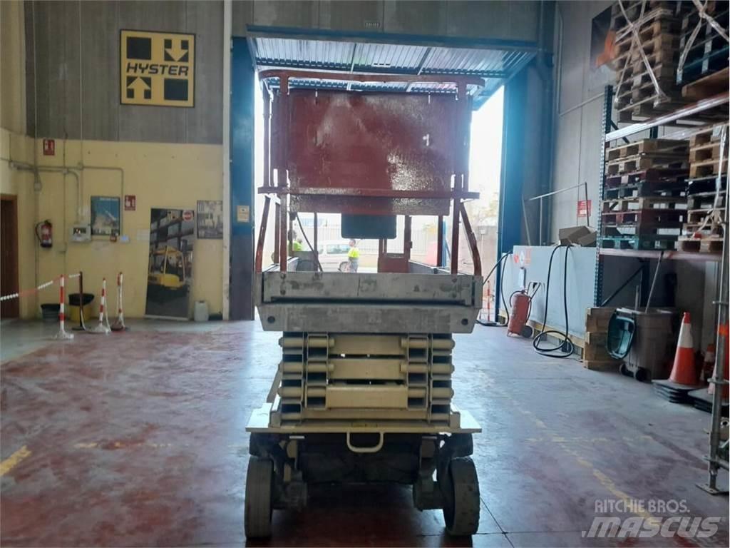 JLG 3246ES Šķerveida pacēlāji