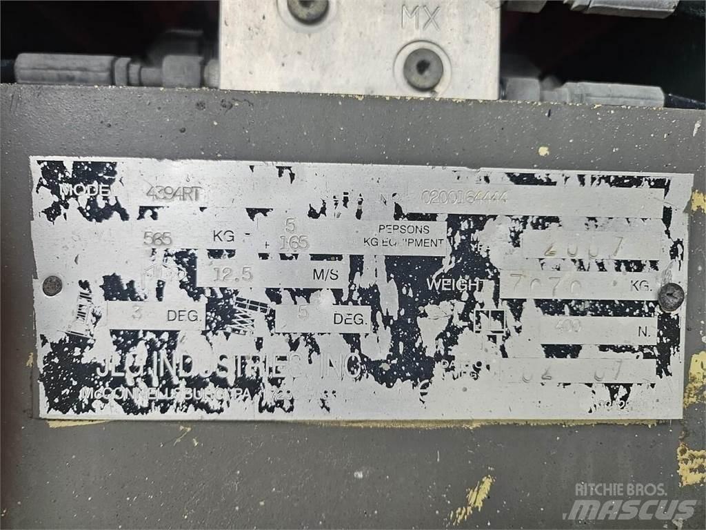 JLG 4394RT Šķerveida pacēlāji