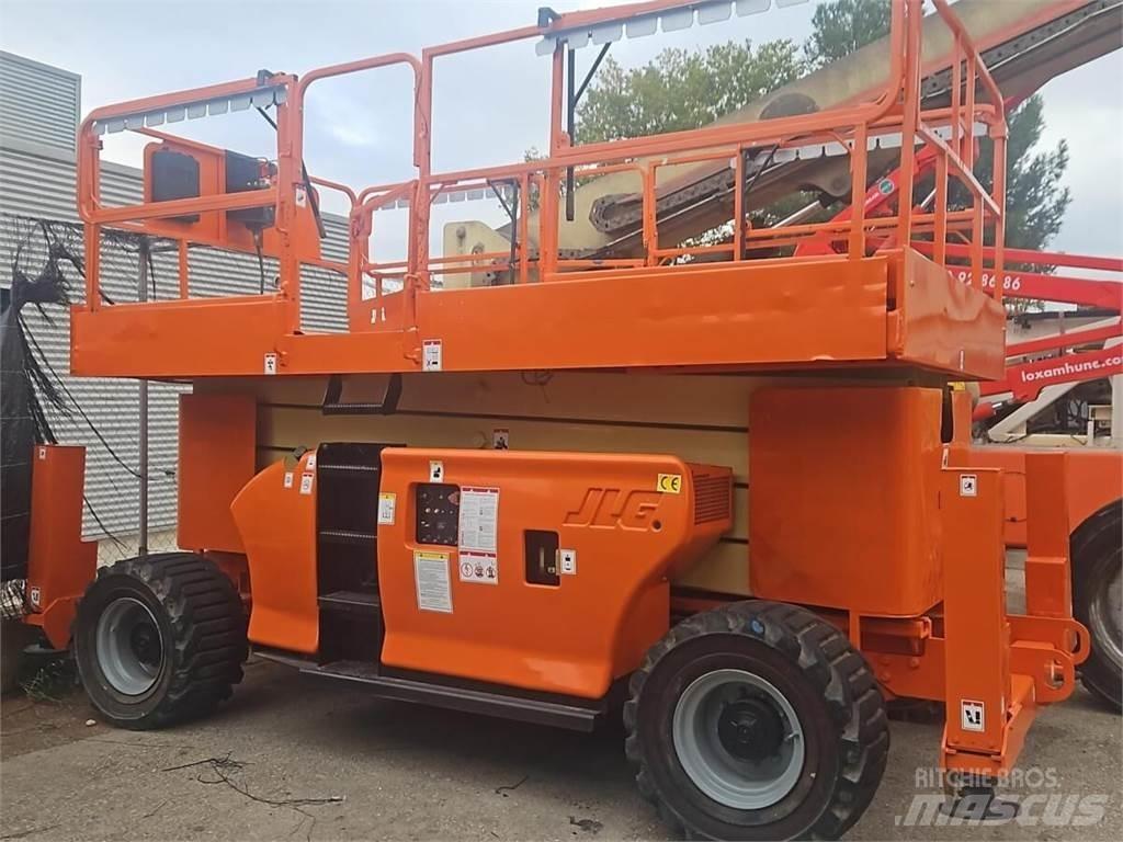 JLG 4394RT Šķerveida pacēlāji