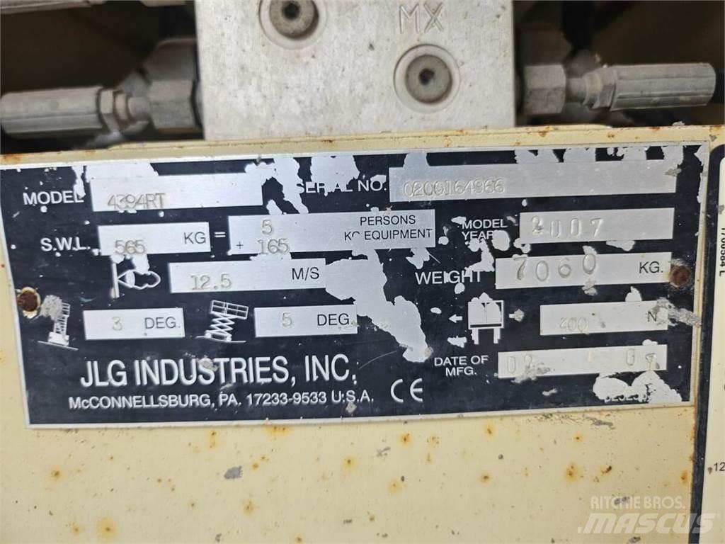 JLG 4394RT Šķerveida pacēlāji