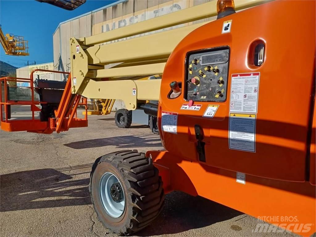 JLG 450AJ Strēles pacēlāji