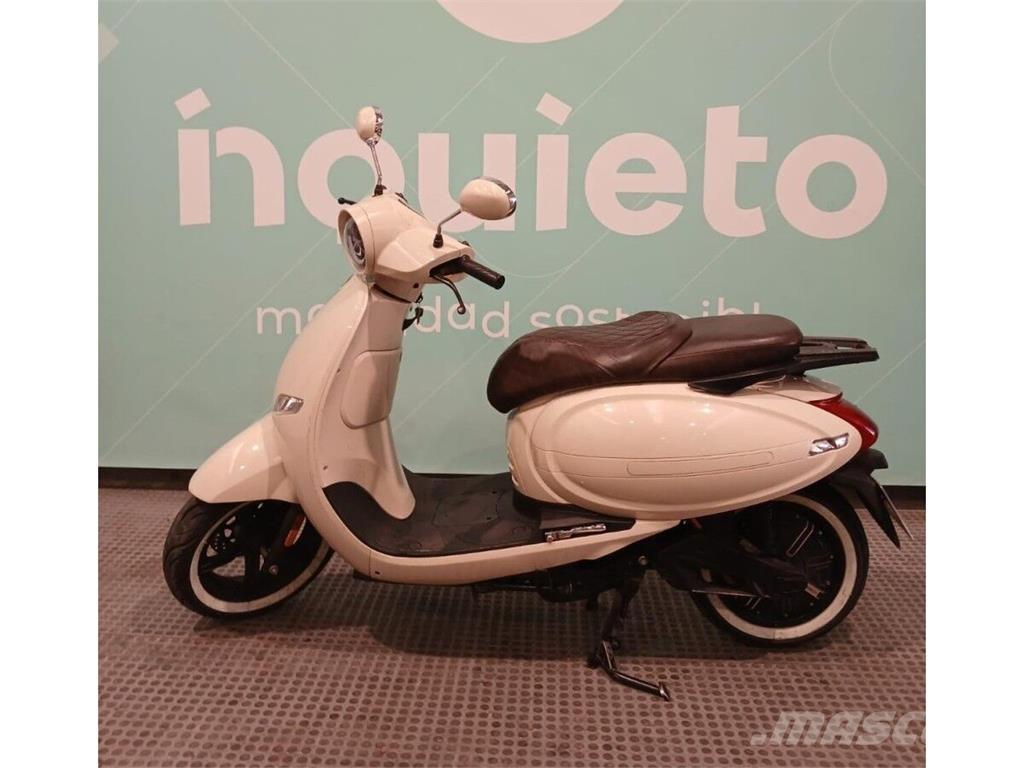  Urban D6 Visurgājēji