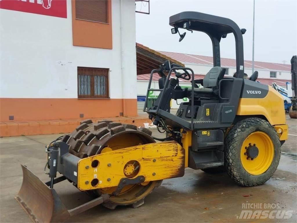 Volvo SD45B Augsnes blīvētāji