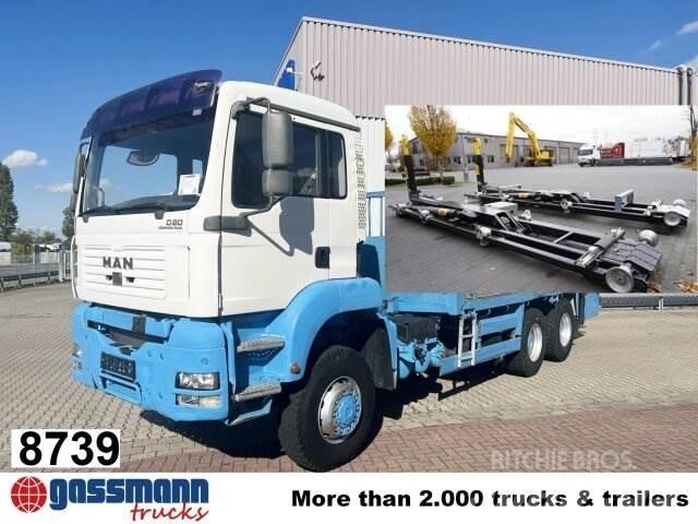 MAN TGA 26.310 6X6 BB Treileri ar āķi