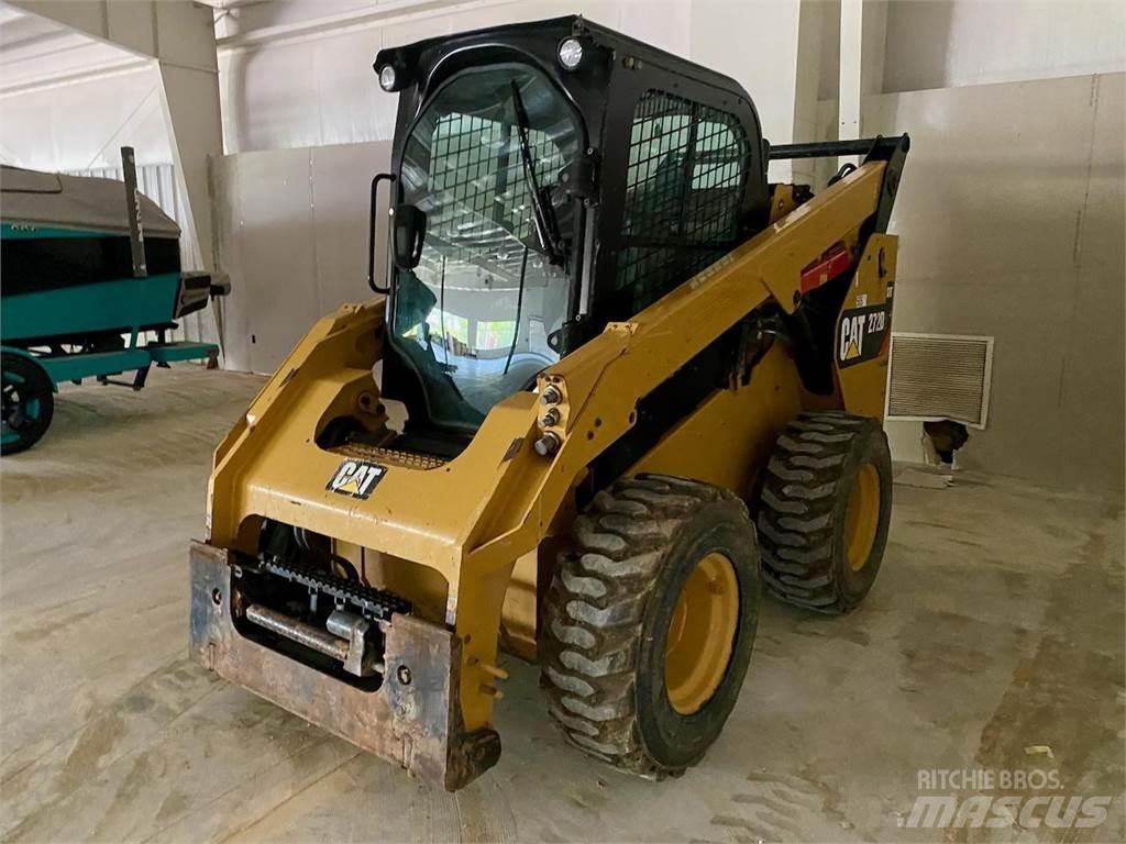 CAT 272D2 Lietoti riteņu kompaktiekrāvēji