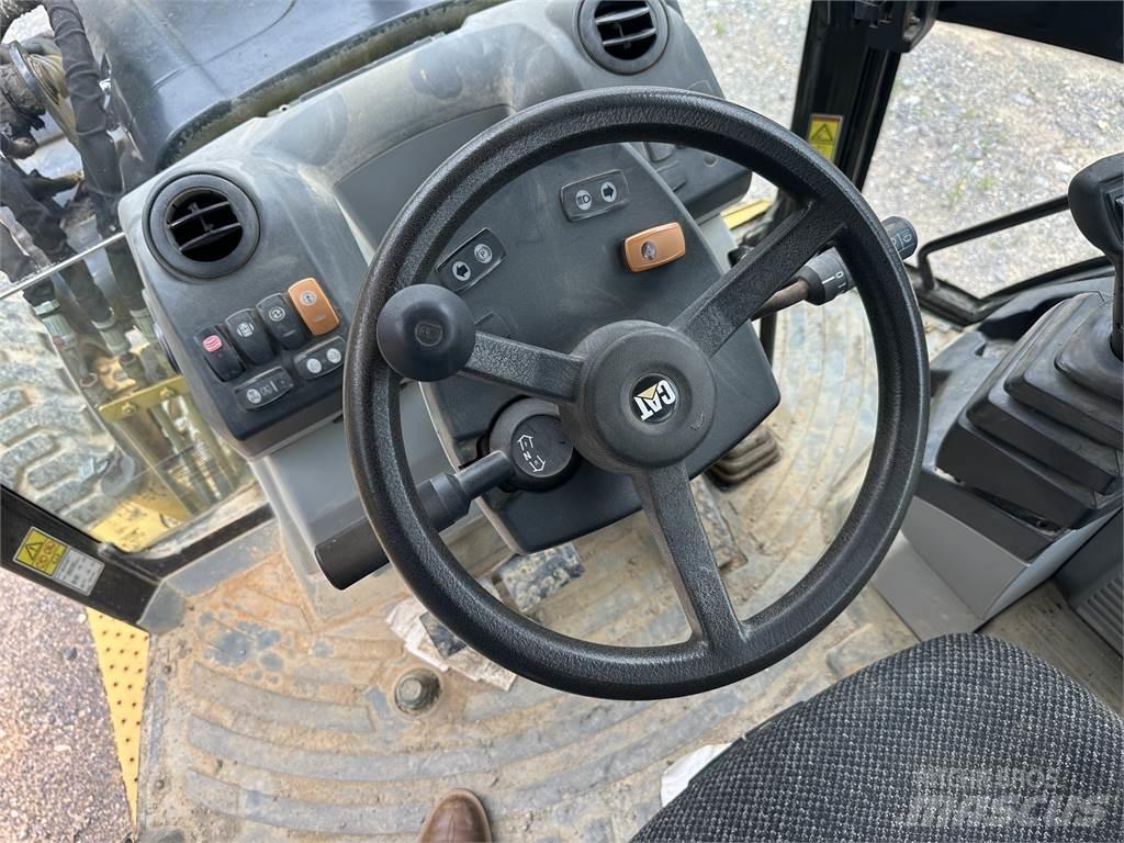CAT 420E Ekskavatori-iekrāvēji