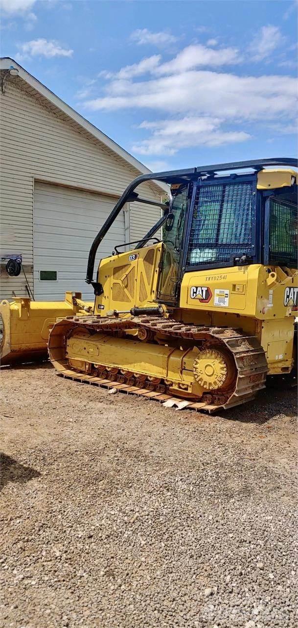 CAT D3 LGP Kāpurķēžu buldozeri