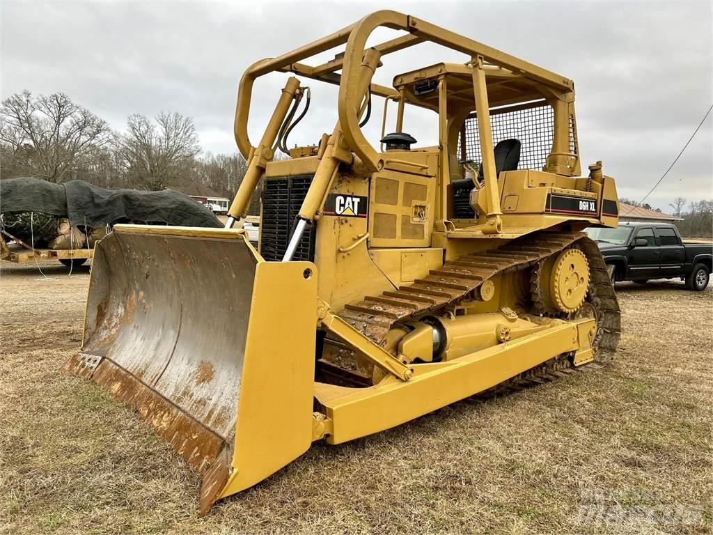 CAT D6H XL Kāpurķēžu buldozeri