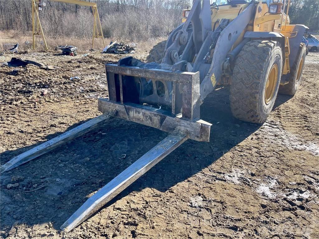 Volvo L70E Iekrāvēji uz riteņiem