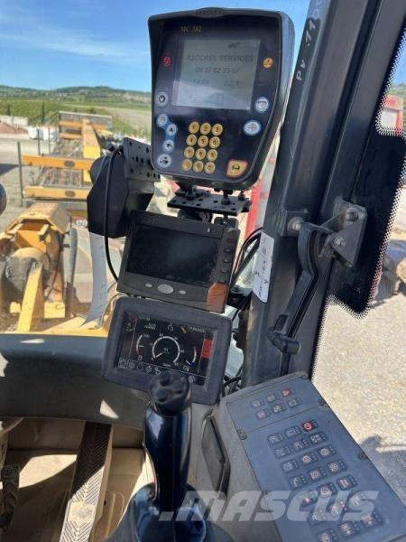 Liebherr L550 Iekrāvēji uz riteņiem