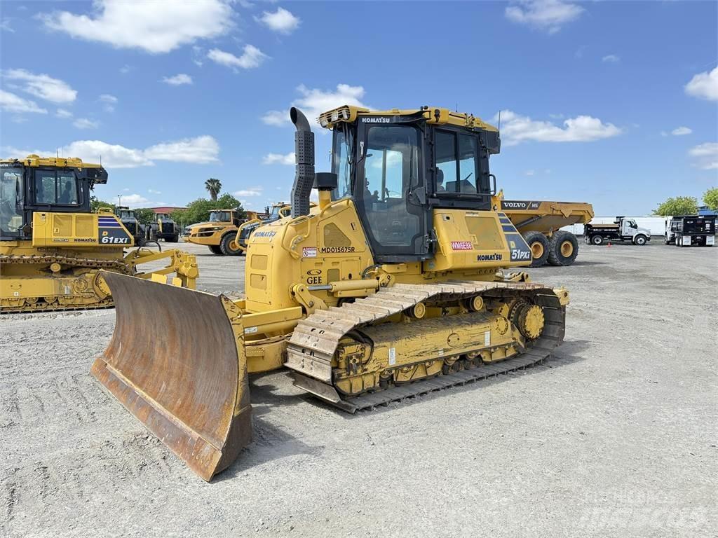 Komatsu D51PXi-24 Kāpurķēžu buldozeri