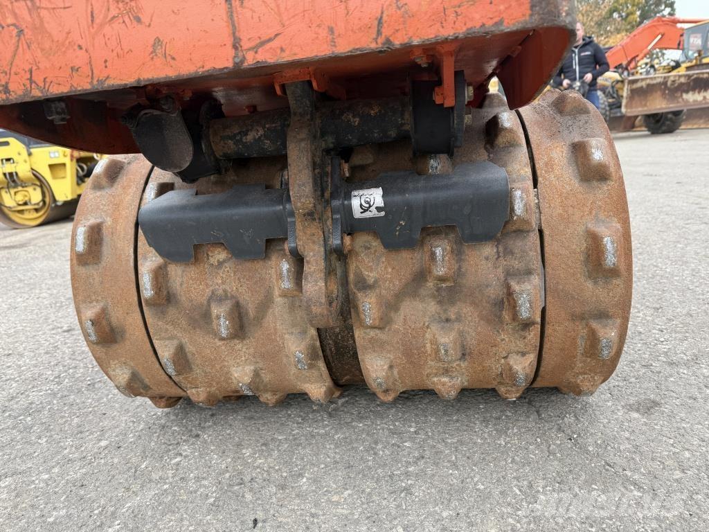 Bomag BMP 8500 Augsnes blīvētāji