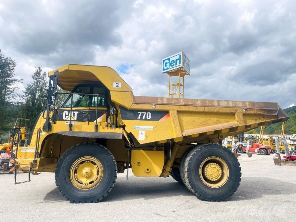 CAT 770 Artikulētie pašizgāzēji