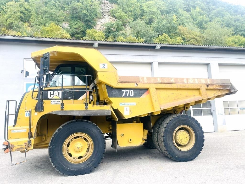 CAT 770 Artikulētie pašizgāzēji