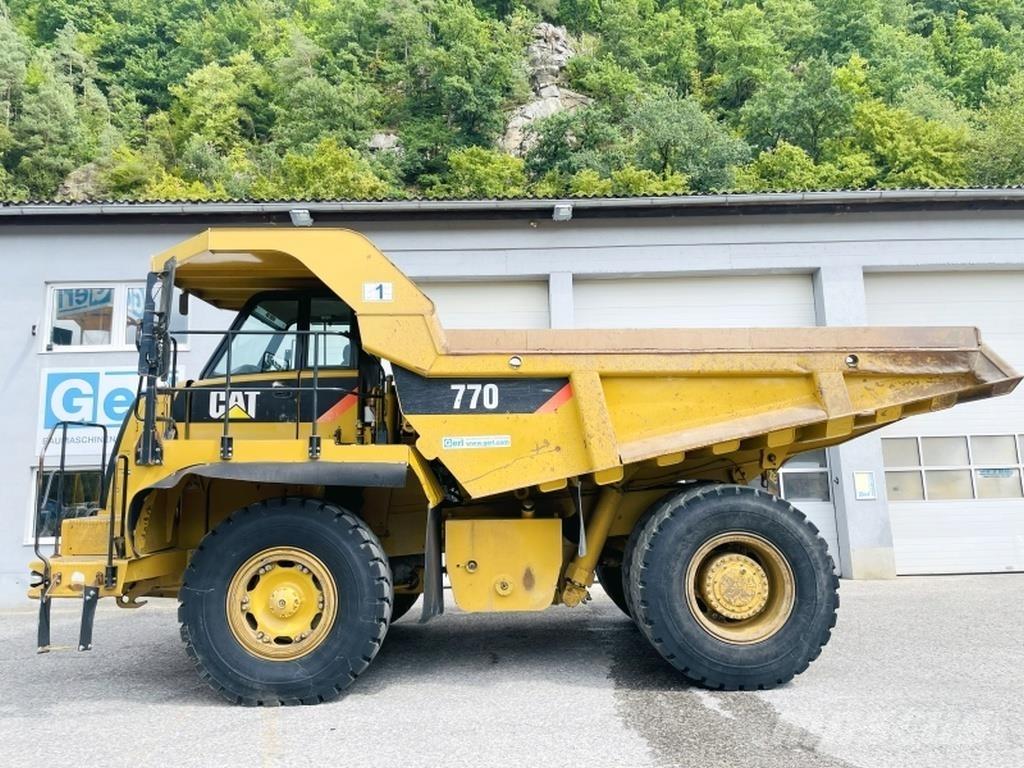 CAT 770 Artikulētie pašizgāzēji