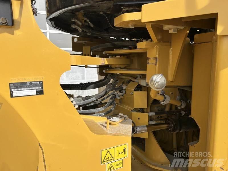 CAT 980 K Iekrāvēji uz riteņiem