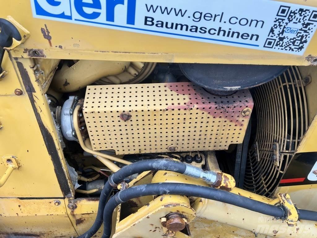 CAT D 5 H Kāpurķēžu buldozeri