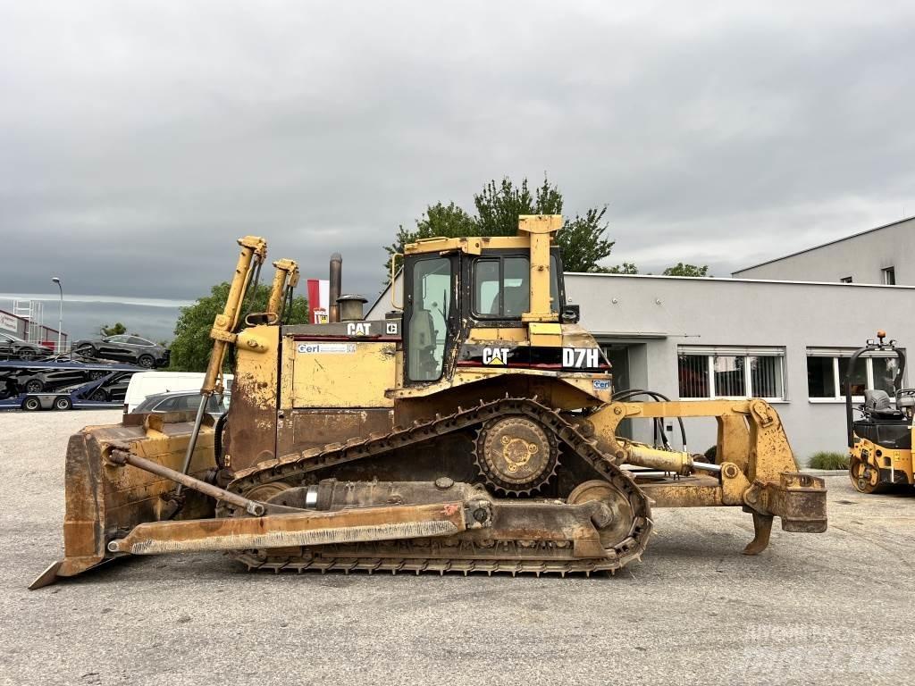 CAT D 7 H Kāpurķēžu buldozeri