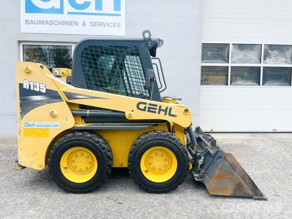 Gehl R135 Lietoti riteņu kompaktiekrāvēji