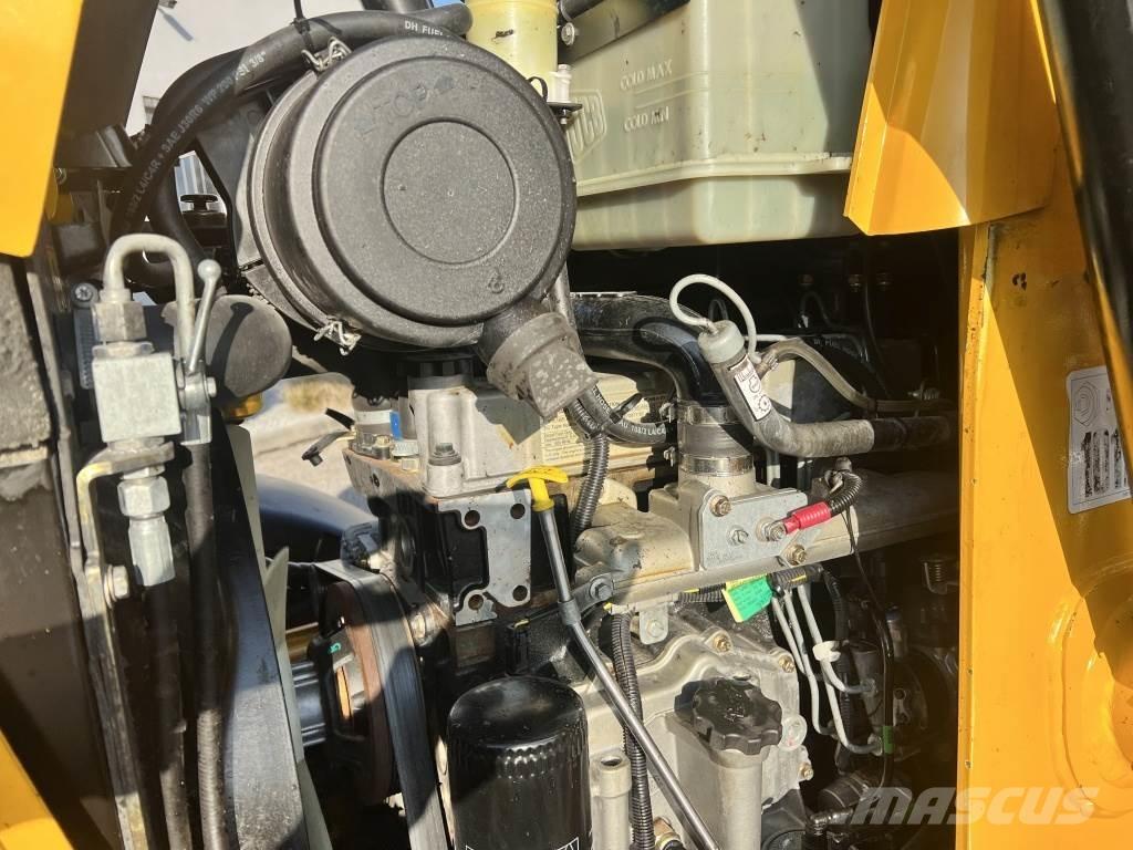 JCB 2 CX-S Ekskavatori-iekrāvēji