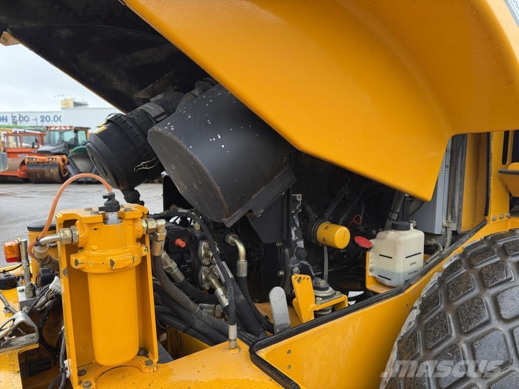 JCB Vibromax VM 75 D Vienvalča grunts veltņi