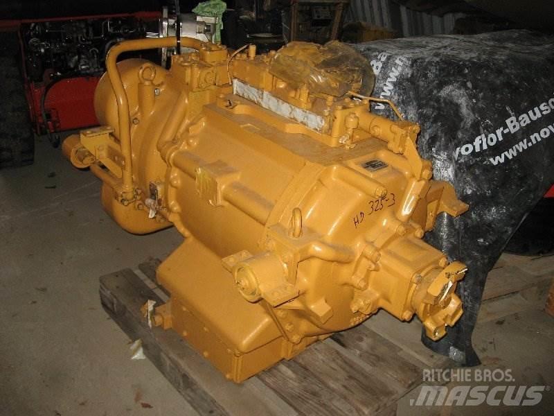 Komatsu HD325-3 Getriebe Citas sastāvdaļas