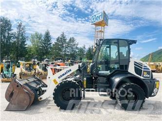 Komatsu WA100M-7 Iekrāvēji uz riteņiem