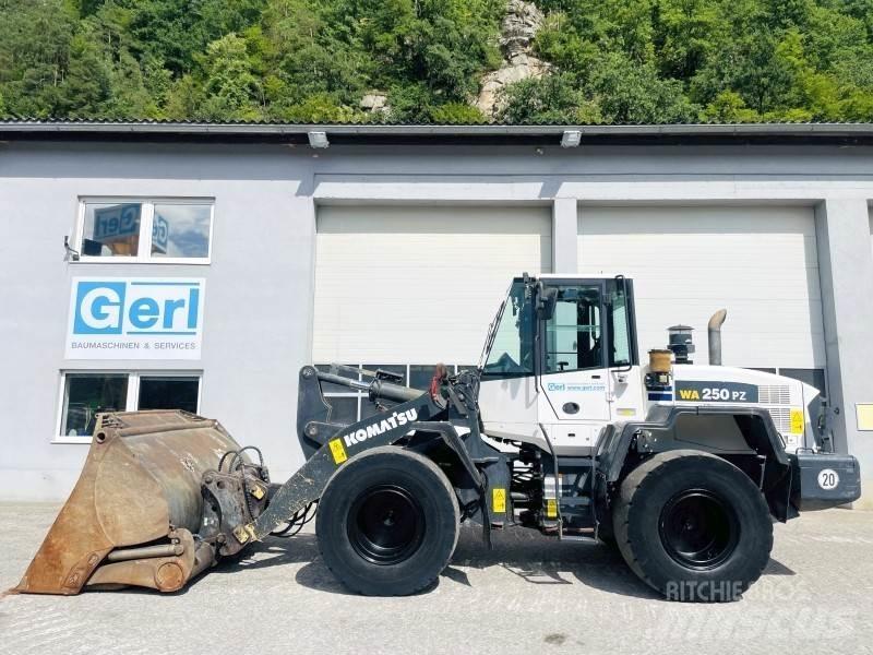 Komatsu WA250PZ-6 Iekrāvēji uz riteņiem