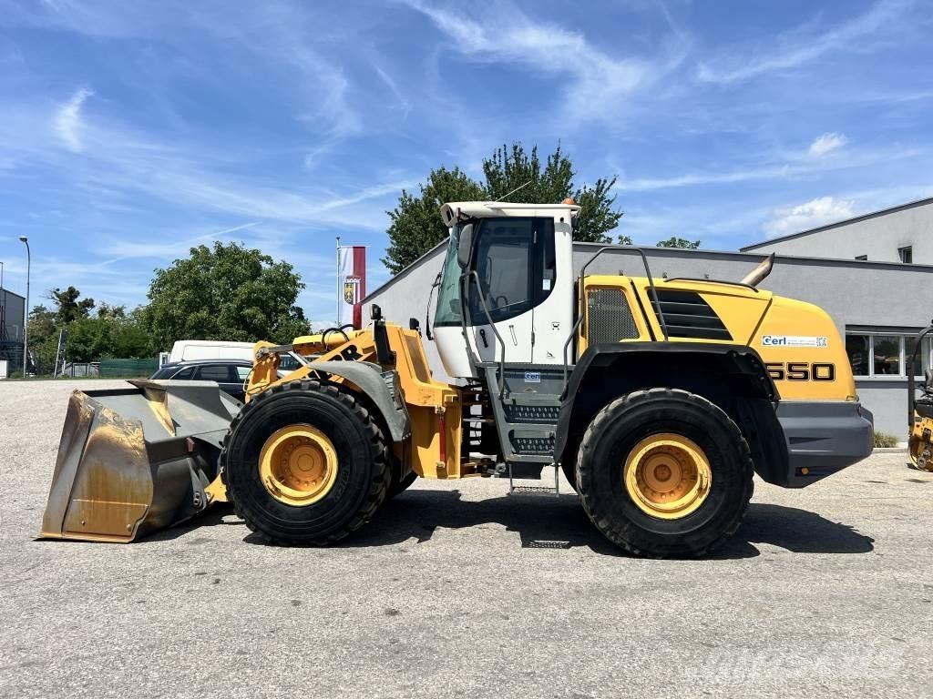 Liebherr L 550 Iekrāvēji uz riteņiem