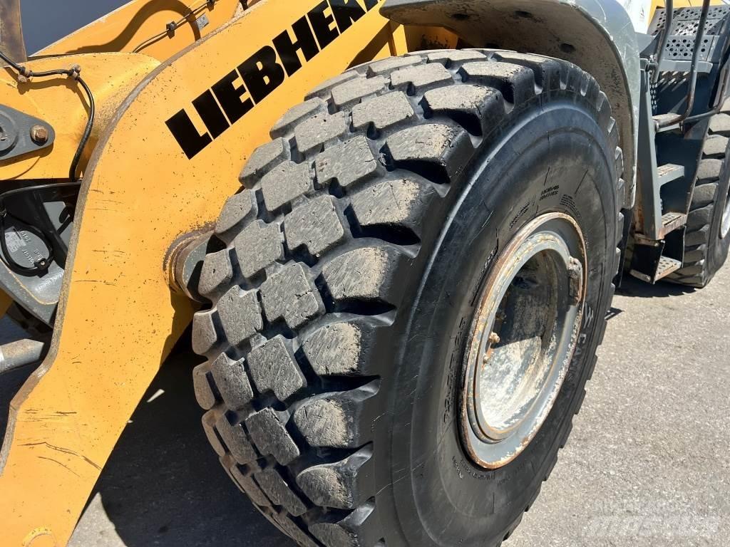 Liebherr L 556 Iekrāvēji uz riteņiem