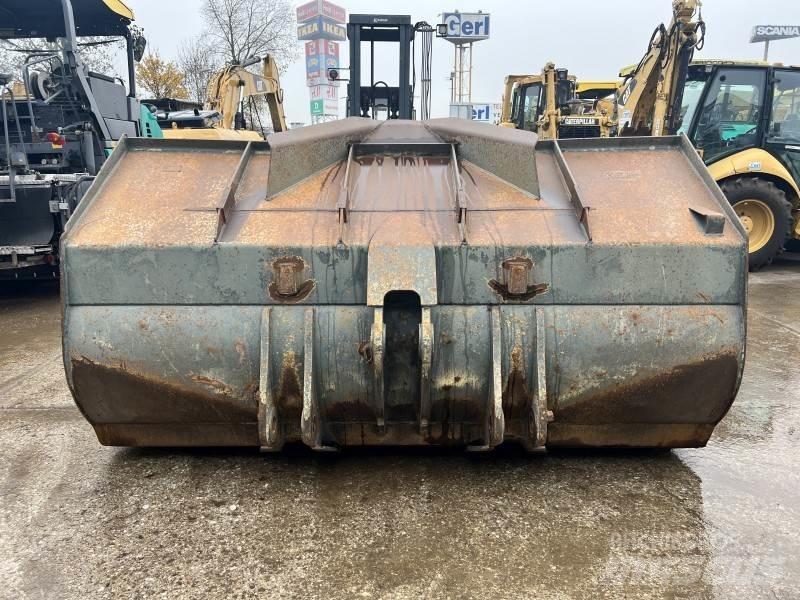 Liebherr Schaufel L 574 Iekrāvēji uz riteņiem