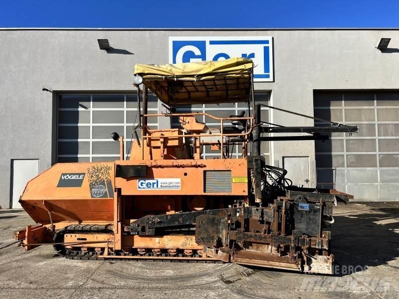 Vögele Super 1700 Asfalta klājēji