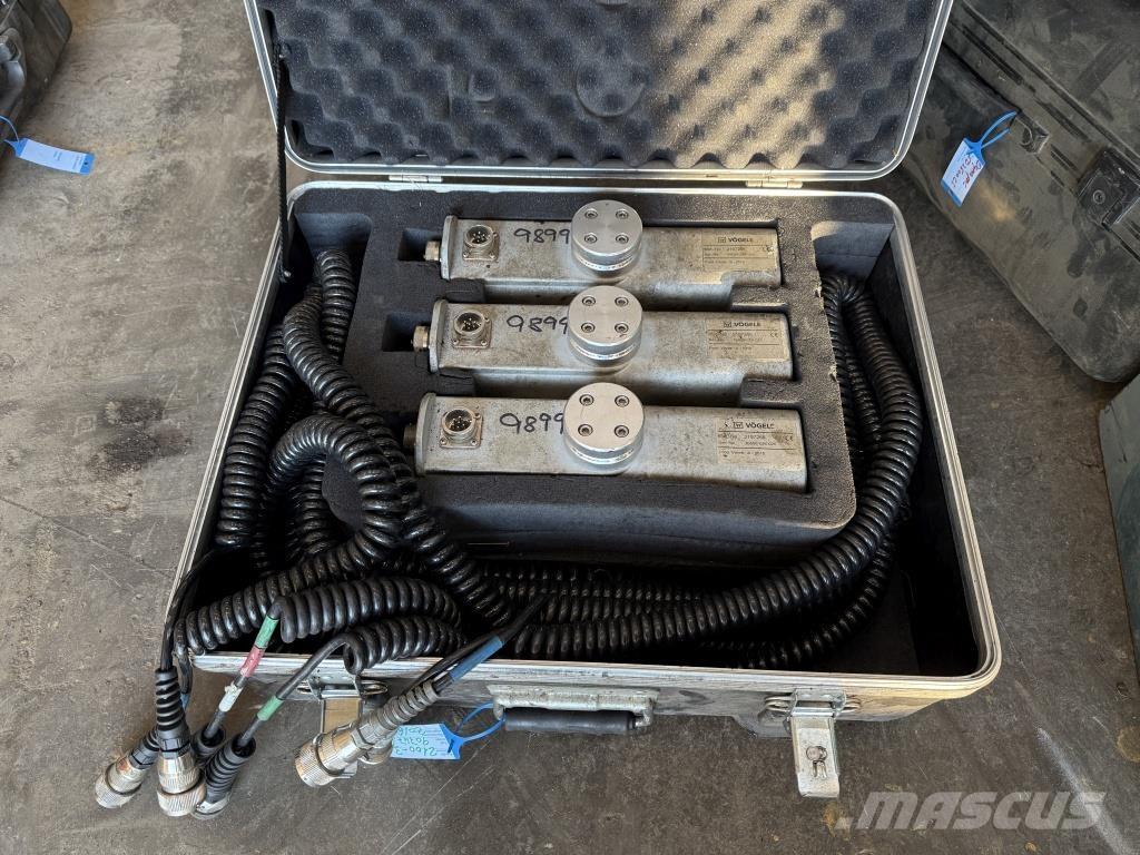 Vögele Super 2100-3i Asfalta klājēji