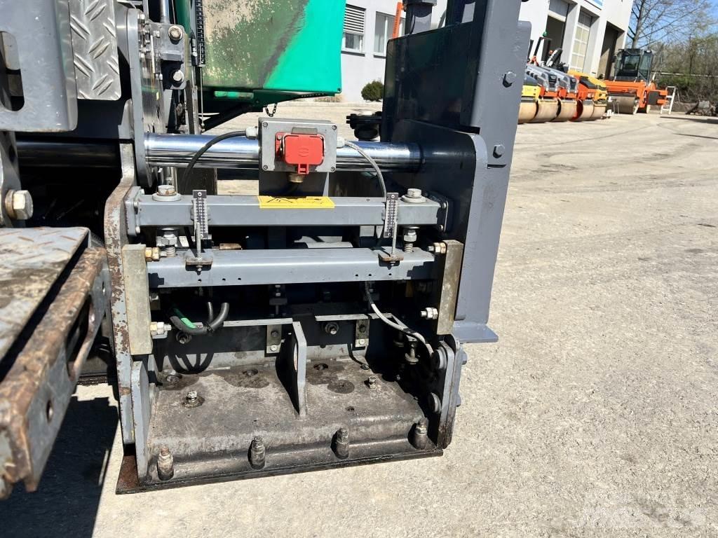 Vögele Super 800-3i Asfalta klājēji